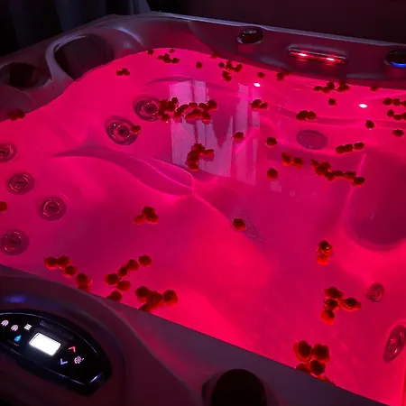 Σπίτι διακοπών 20metres - Maison -jacuzzi - Wifi - Terrasse *